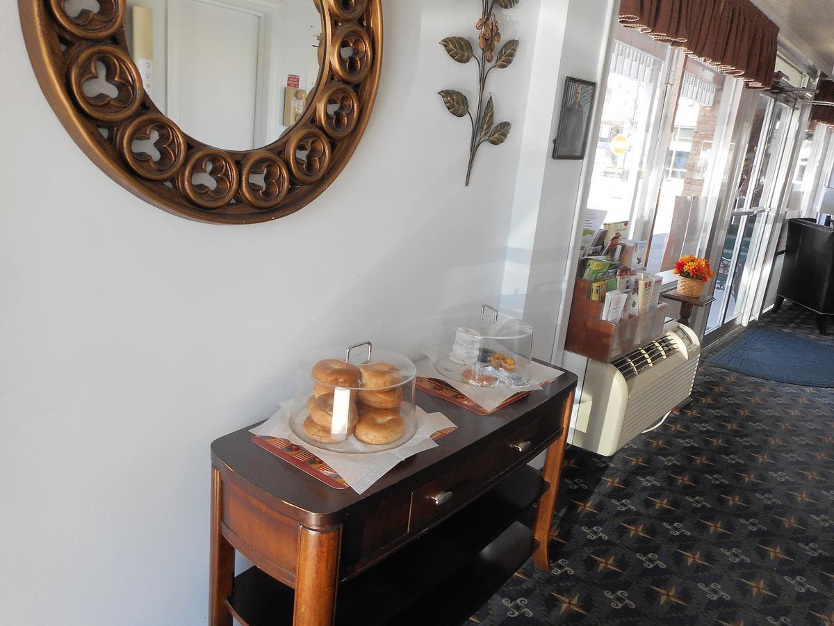Highlander Motor Inn Арлингтон Экстерьер фото