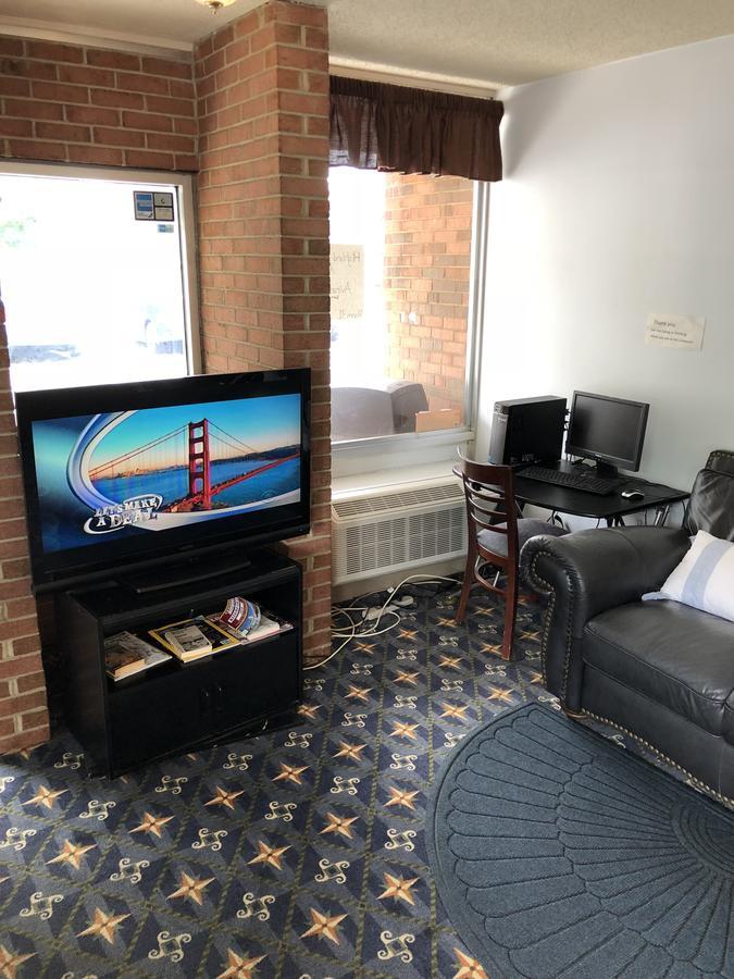 Highlander Motor Inn Арлингтон Экстерьер фото