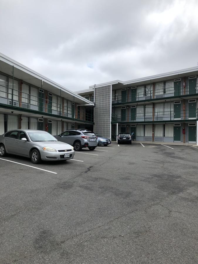 Highlander Motor Inn Арлингтон Экстерьер фото